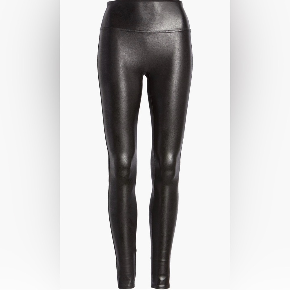 NWOT • SPANX Faux Leather Leggings in Black • Women’s Medium Petite